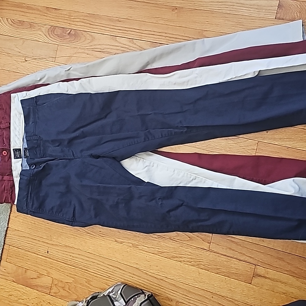 J crew kahkis